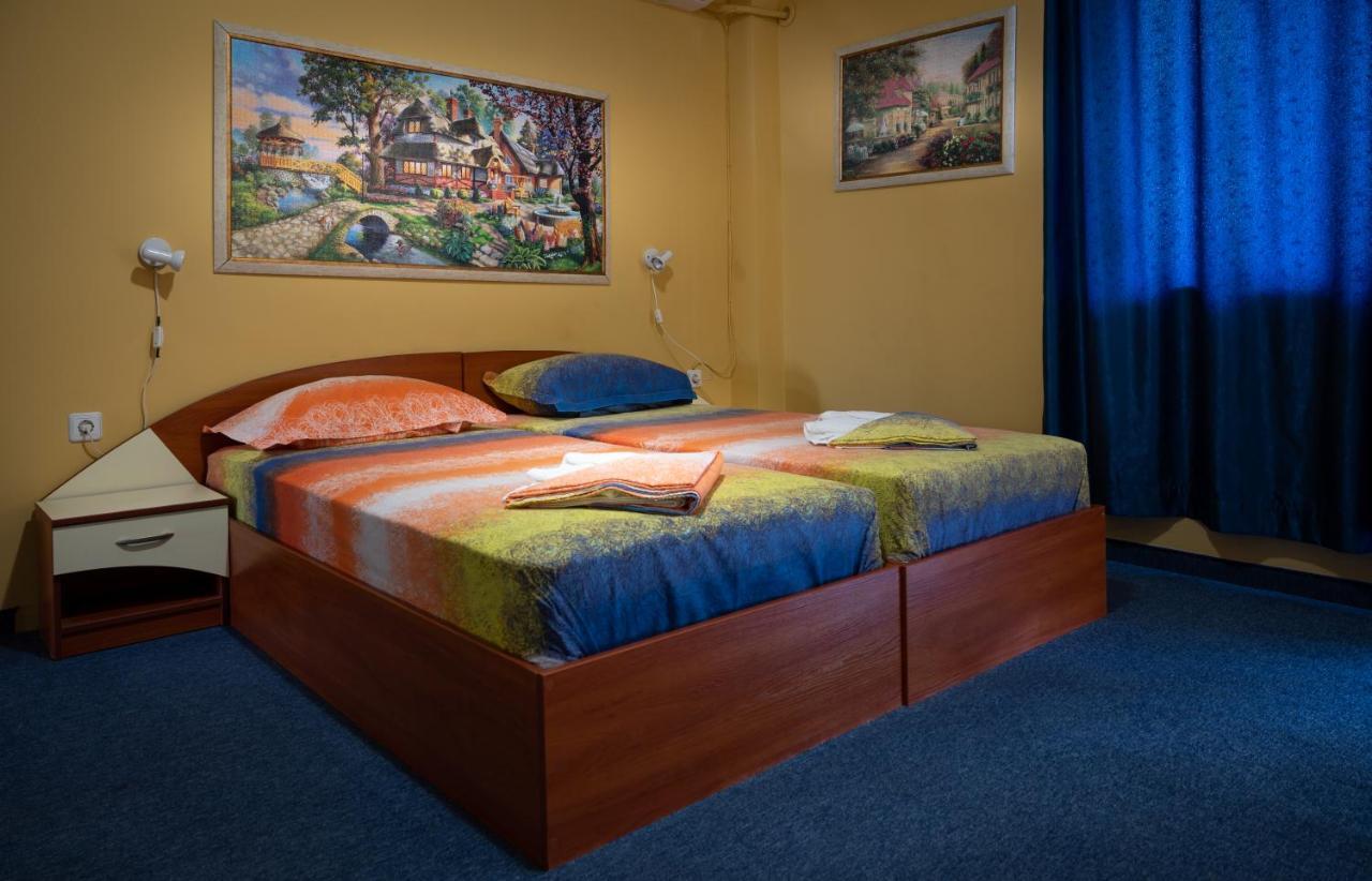 פרימורסקו Kalypso Hotel מראה חיצוני תמונה