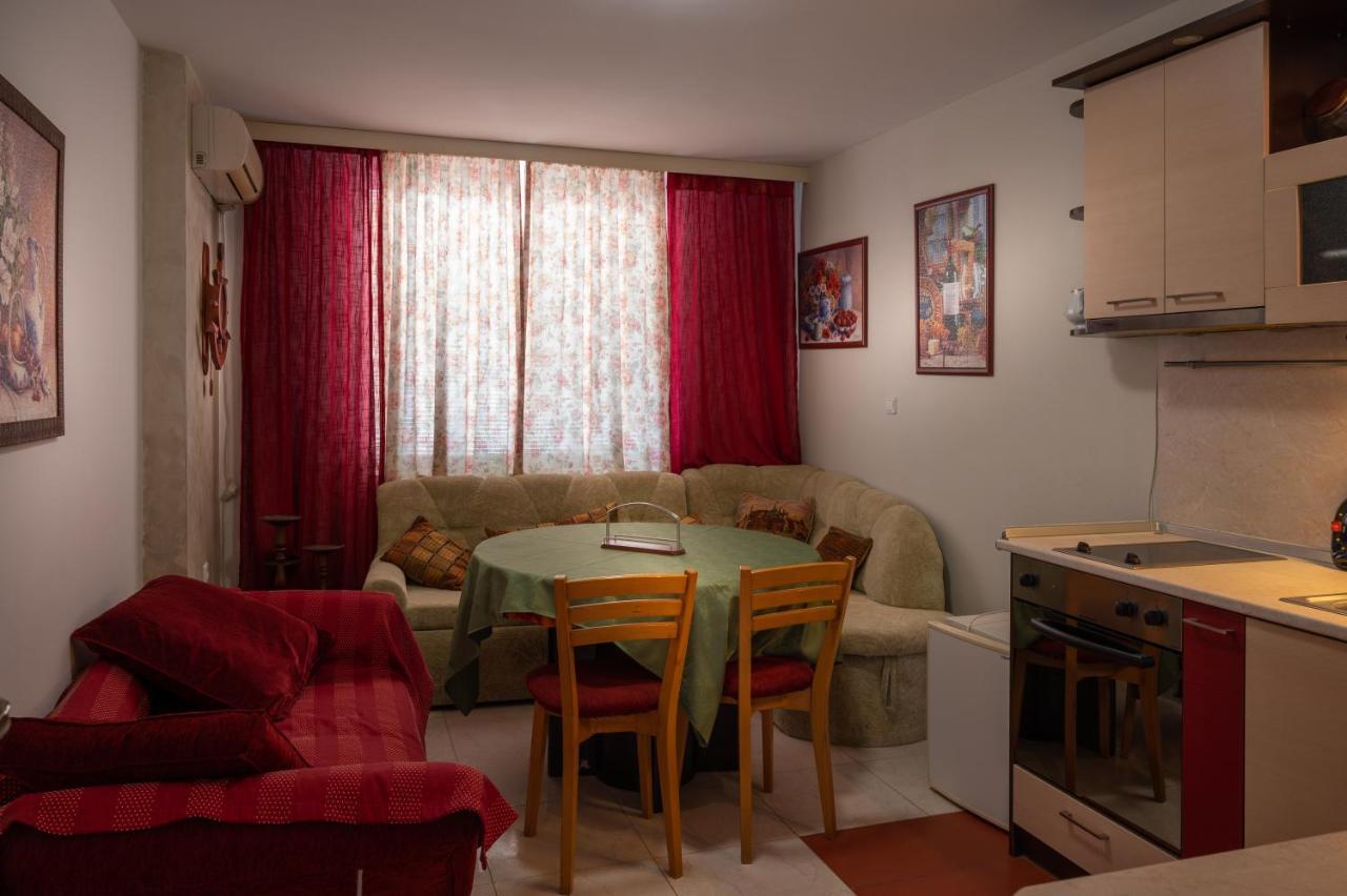 פרימורסקו Kalypso Hotel מראה חיצוני תמונה