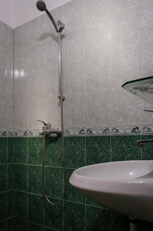 פרימורסקו Kalypso Hotel מראה חיצוני תמונה