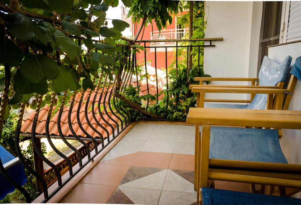 פרימורסקו Kalypso Hotel מראה חיצוני תמונה