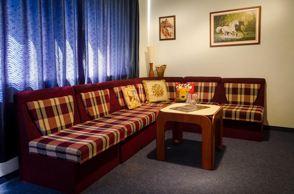 פרימורסקו Kalypso Hotel מראה חיצוני תמונה